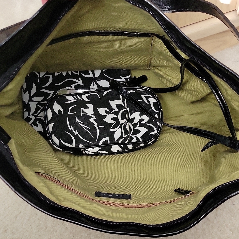 NWOT Nine West 3 Piece Black and White Floral Travel Shoulder Bag Set - Picture 15 of 15